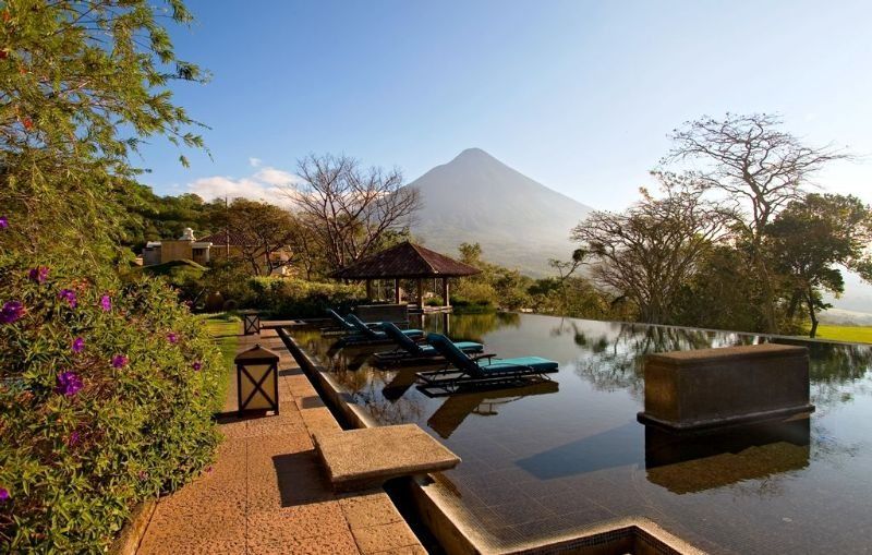 Hotel La Reunion Golf Resort And Residences Antigua ภายนอก รูปภาพ