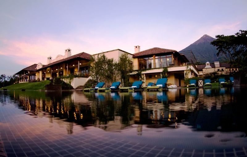 Hotel La Reunion Golf Resort And Residences Antigua ภายนอก รูปภาพ